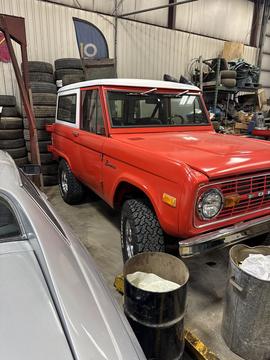 CashForCars USA | Classic Ford Bronco Junk Car for Scrap Metal Recycling