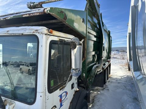 CashForCars USA | Junk Garbage Truck for Scrap Metal Recycling