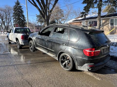 CashForCars USA | Junk Car Removal - BMW X5 for Scrap Metal Recycling